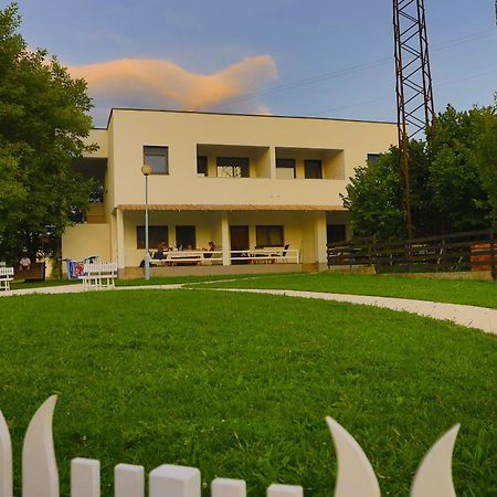 Bihać Holiday Homes Pozitiva מראה חיצוני תמונה
