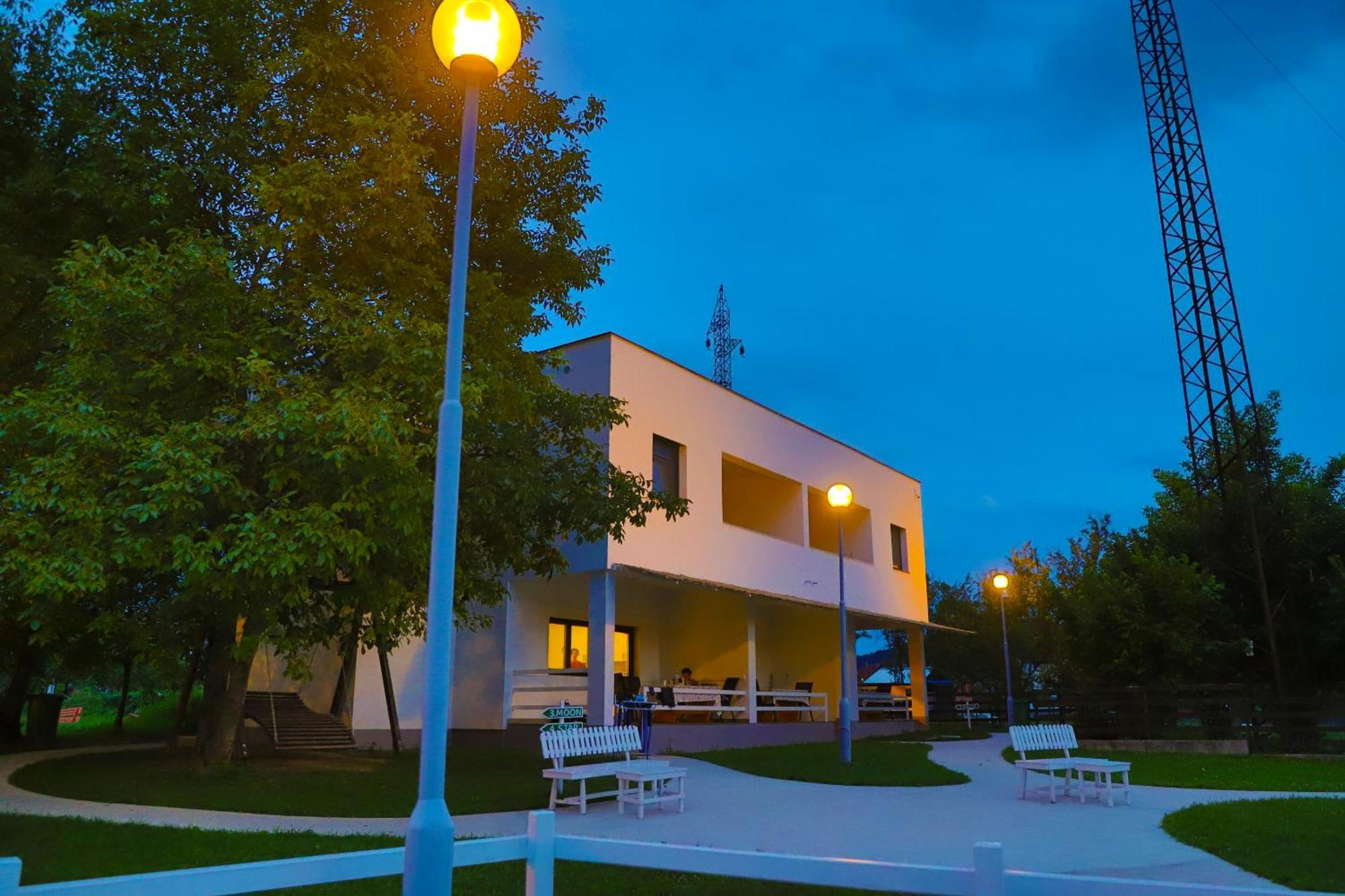 Bihać Holiday Homes Pozitiva מראה חיצוני תמונה
