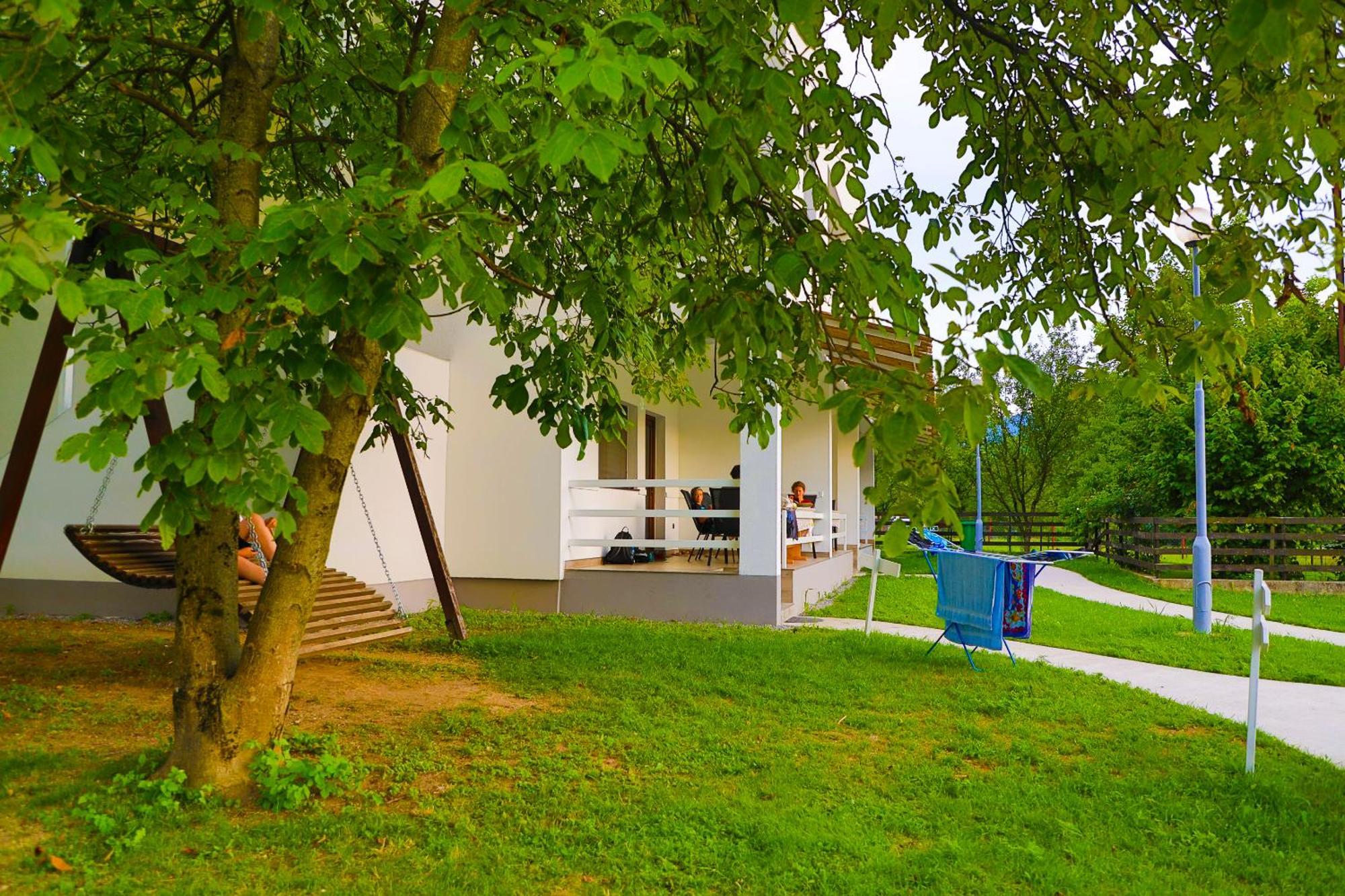 Bihać Holiday Homes Pozitiva מראה חיצוני תמונה
