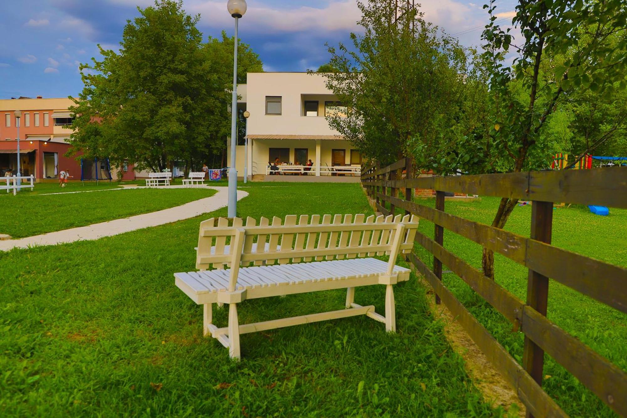 Bihać Holiday Homes Pozitiva מראה חיצוני תמונה